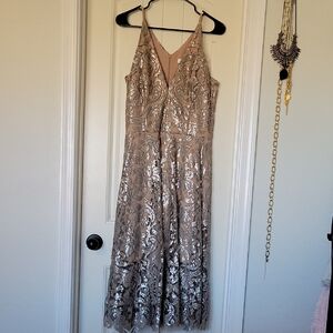 Dress the Population Metallic Silver Gown